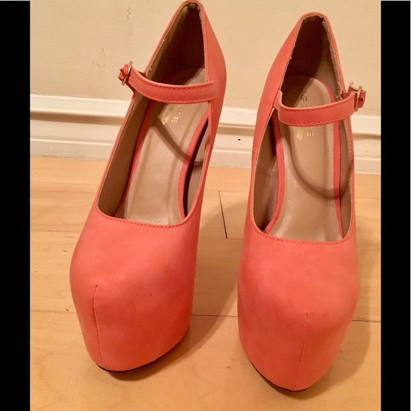 New orange suede heels/ platform pumps - Picture 2 of 6